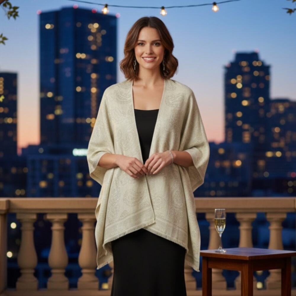 Lauren Ralph Lauren Black Label Cream Poncho Metallic Wrap Scarf Womens OS